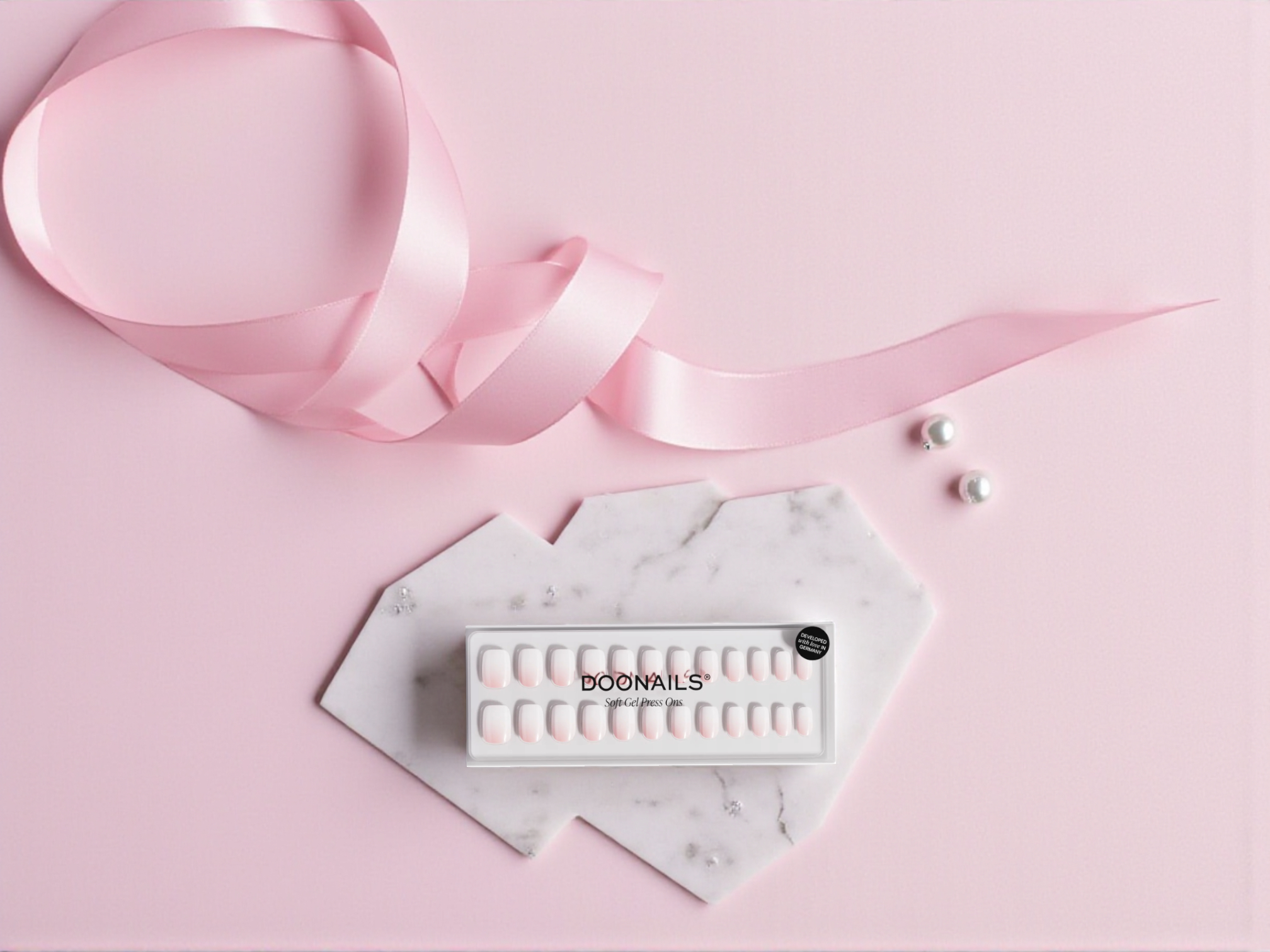 DOONAILS Soft Gel Press Ons „Babyboomer“ – Short Square (30 Stk.)