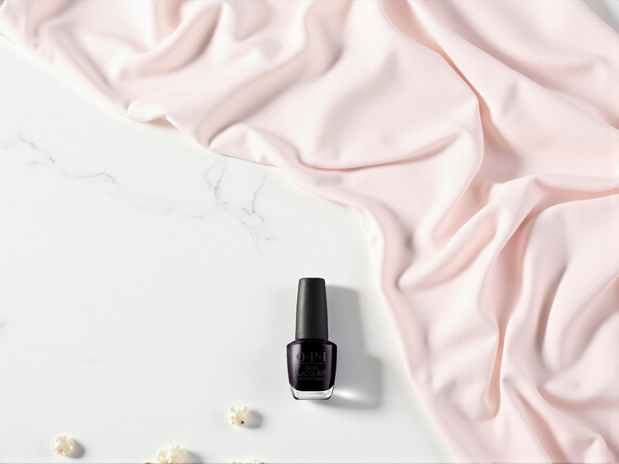 O·P·I Nail Lacquer – Black Onyx| Tiefes Violett für elegante Nächte