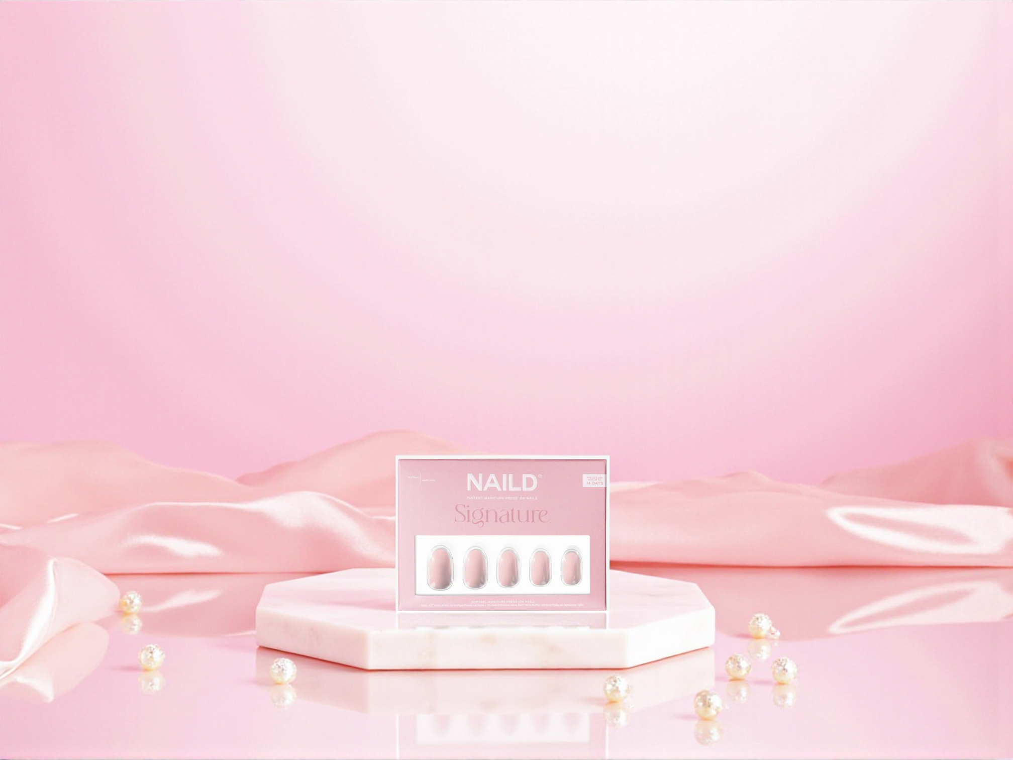NAILD – Babe Round Softgel Press-On Nails | Wiederverwendbare Gel-Nägel für ein perfektes Salon-Finish