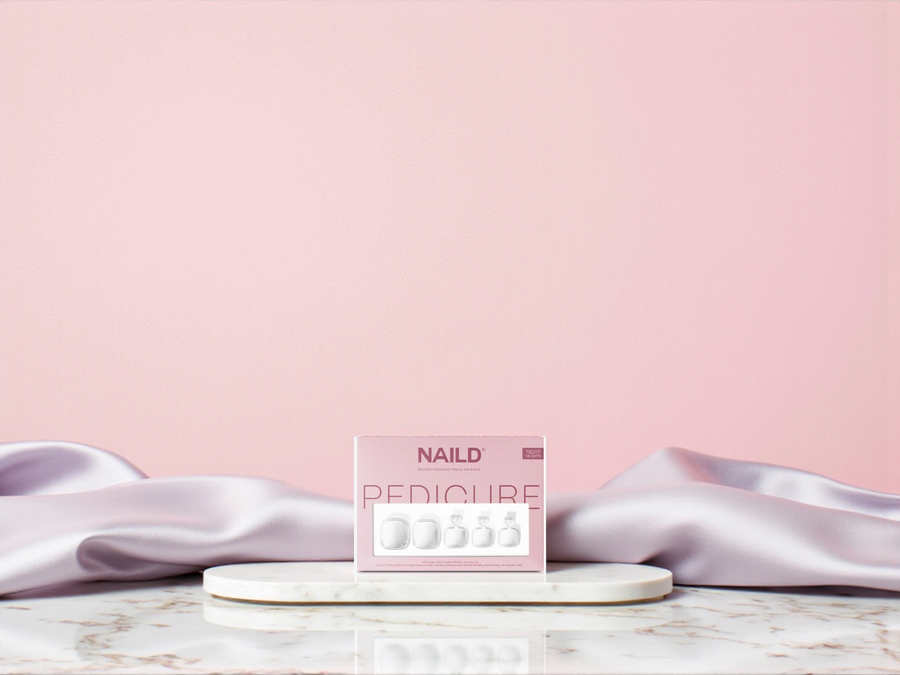 NAILD – White Toe Softgel Press-On Nails | Perfekte Pediküre in Minuten