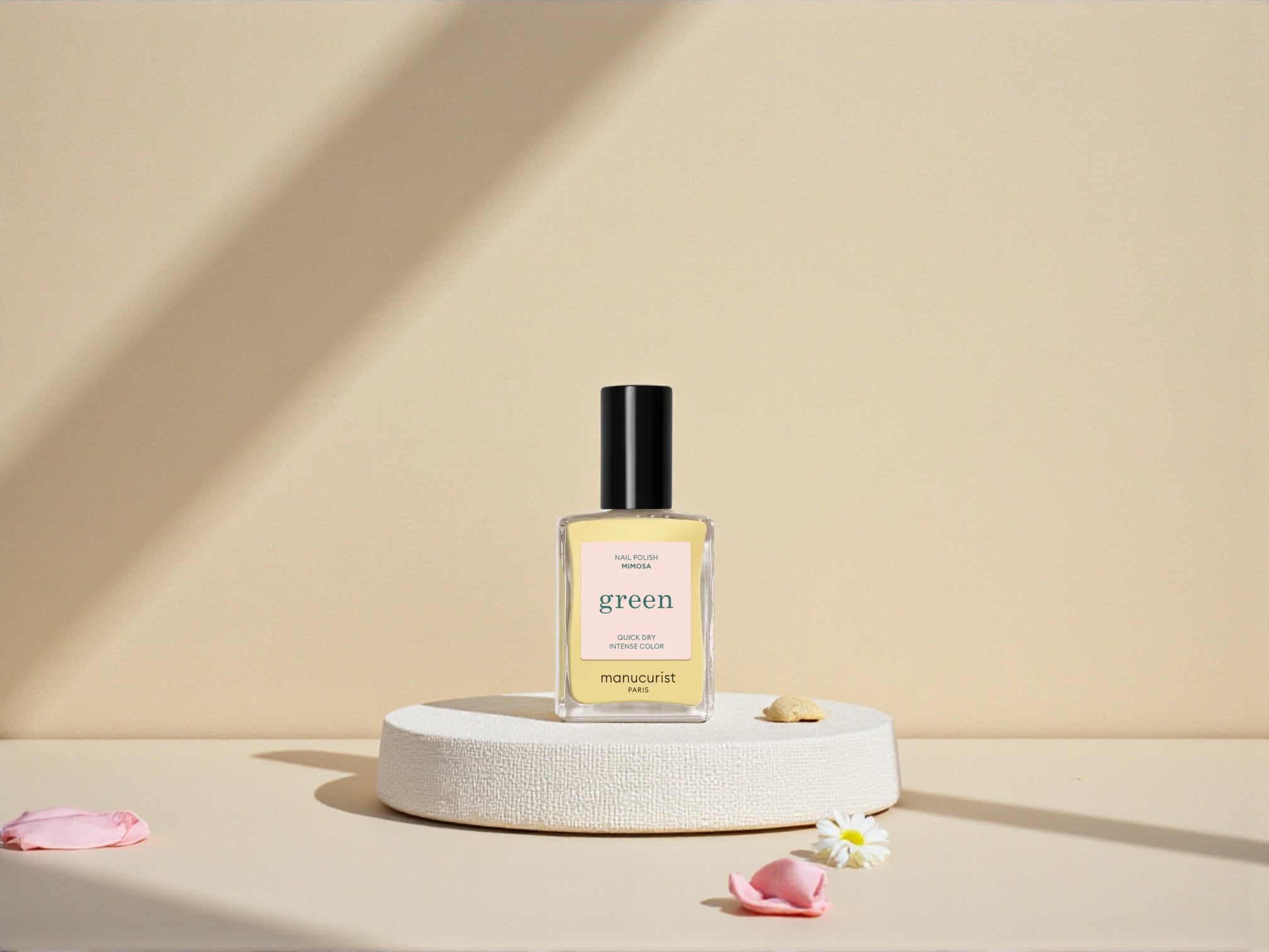 Manucurist Green Quick Dry Nail Polish (15 ml)