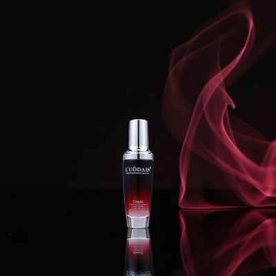 Luxuriöses Haar-Serum mit ätherischen Ölen – Anti-Frizz, Hitzeschutz & Glanz (80ml) – Zweites Bild