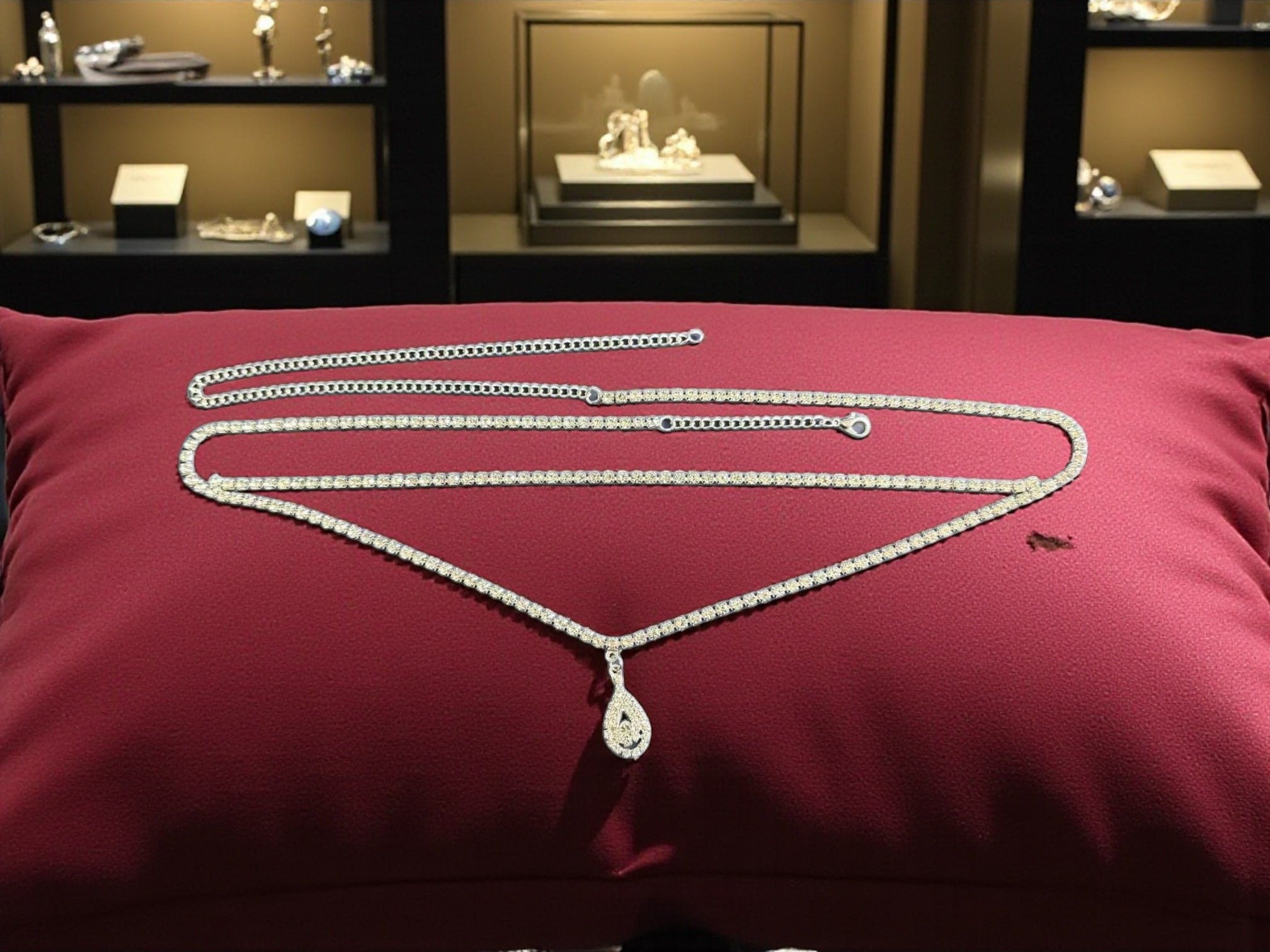 Taillenkette „Water Drop“ – zarte Body Chain mit Tropfen-Anhänger, Gold/Silber, verstellbar