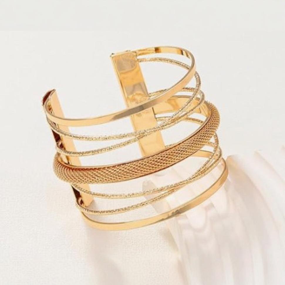 Extravagant metal bracelet in hip-hop punk style