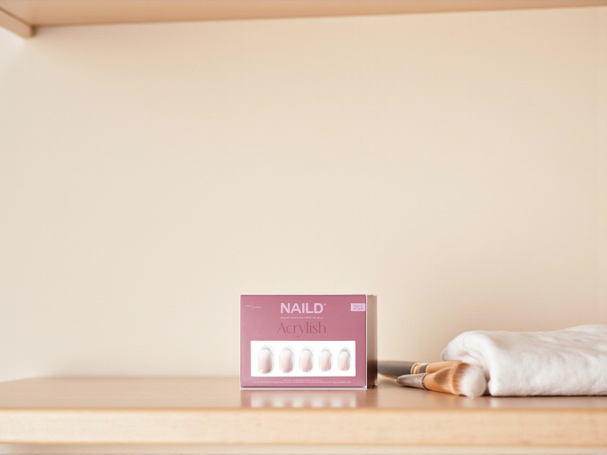 NAILD – Milkshake Round Softgel Press-On Nails | Sanftes Nude-Rosa, zeitlos & elegant