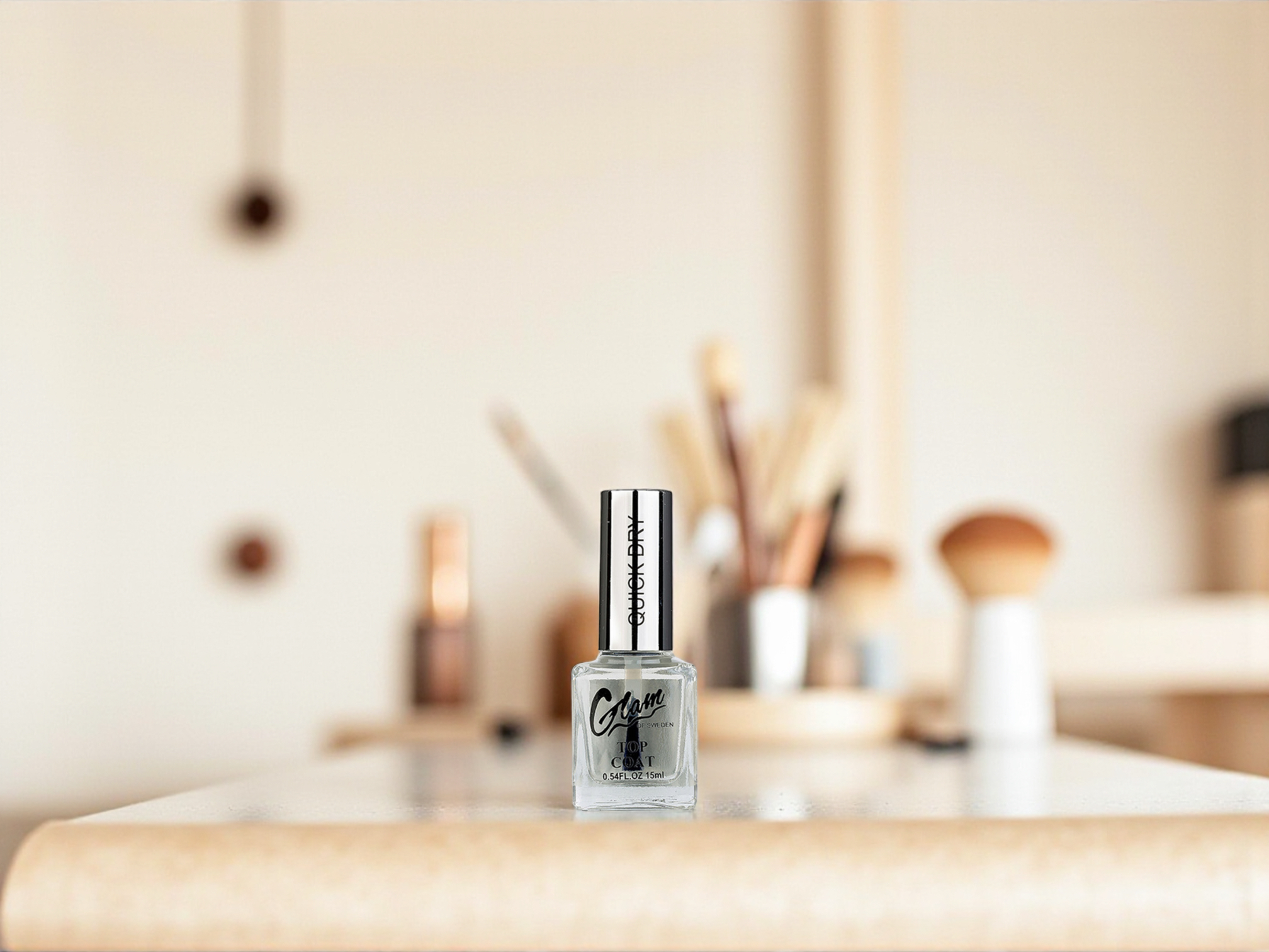 Glam of Sweden Top Coat Nail Polish 15 ml – High shine &amp; long-lasting protection