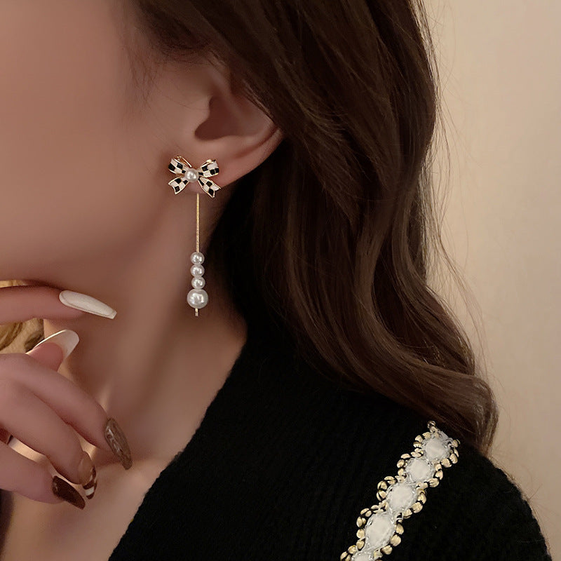 Women's New Pearl Bow Earrings by Beauty Visions