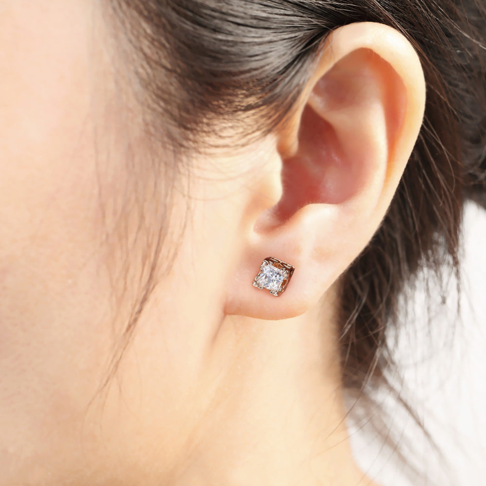 "Four-claw Stud Earrings Zircon Micro-inlaid White Gold Plated" - Beauty Visions