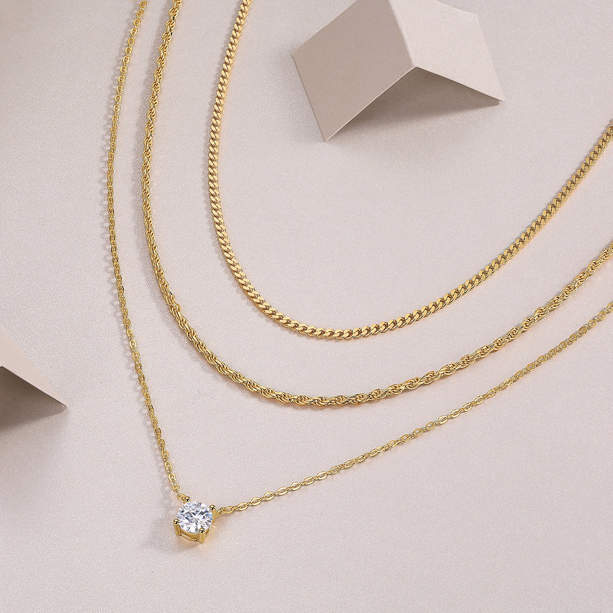1-carat Luxury Fashion Minimalist Trend Jewelry Silver Pendant Necklace With Top-quality Moissanite, S925 Silver Electroplated With Gold