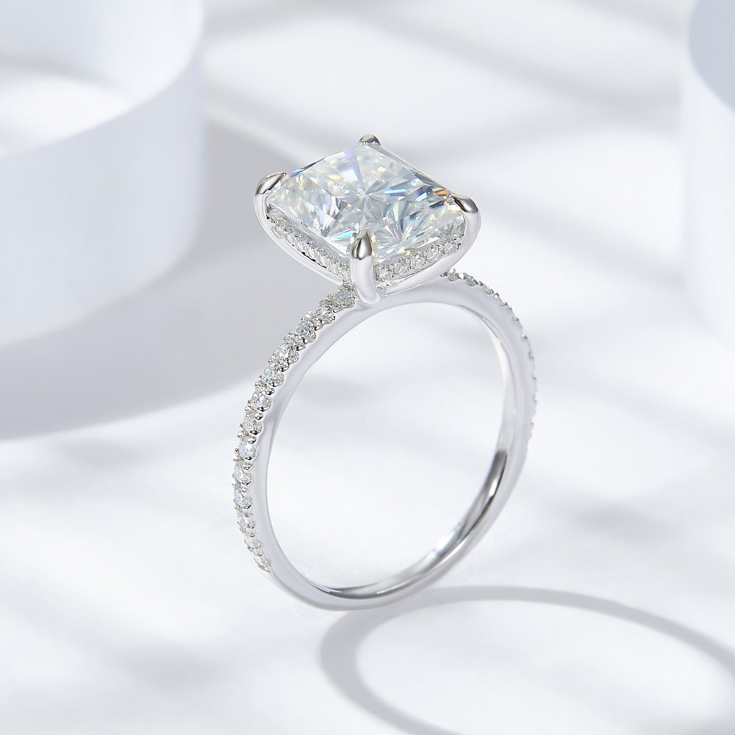 4 Karat Radiant925 Silber Moissanit-Ring