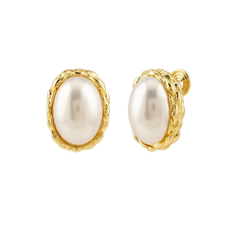 Simple Fashion Twist Oval Pearl Clip Earrings 