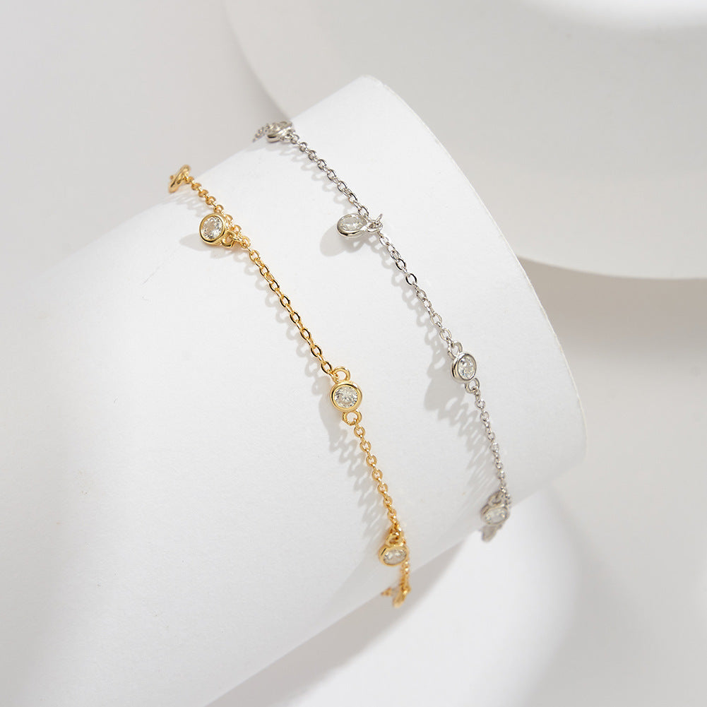 Filigranes Zirkonia-Fußkettchen – verstellbar, Gold- oder Platin-Finish
