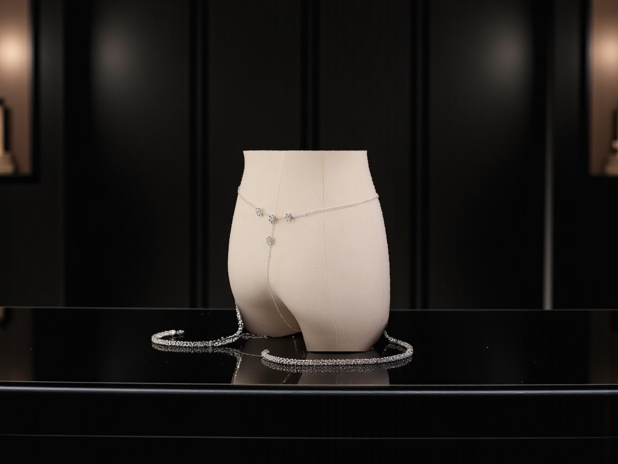 Strass-Taillenkette – zarte Body Chain in Silber, verstellbar